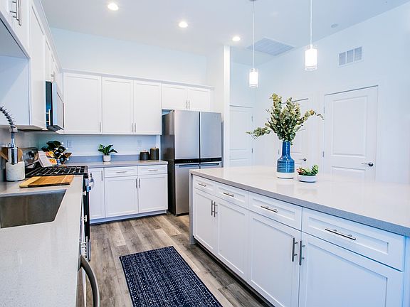 4th image of 10120 Hushing Willow Way