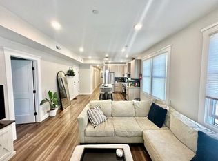 701 E 2nd St #4, Boston, MA 02127