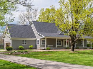 7121 Bigger Ln, Dayton, OH 45459