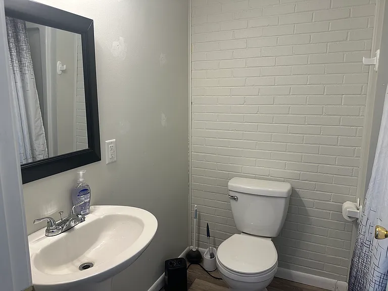 111 Skyview Cir #1 — Photo 9