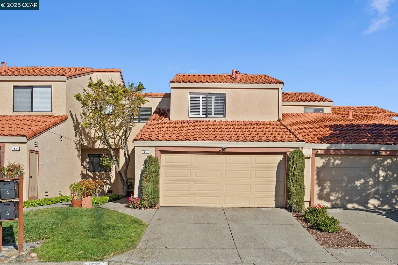 58 Crystal Cir photo 1