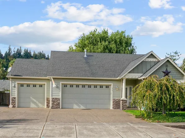 915 Pioneer Dr, Silverton, OR 97381