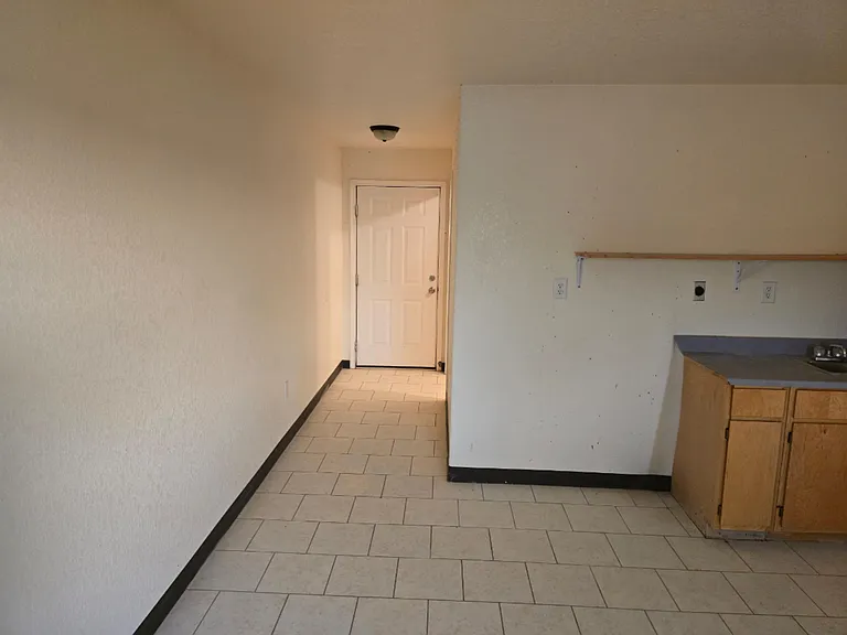 126 Alton Ave #B6 — Photo 2