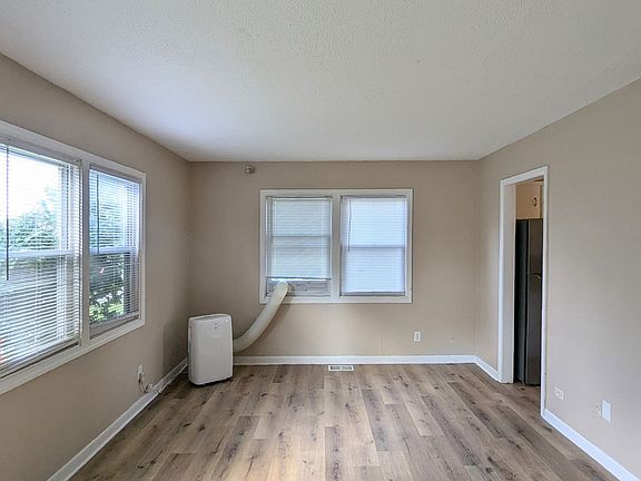 5th image of 1718 Burry Cir