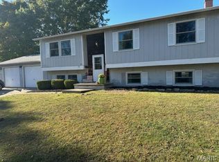 417 N Marie Ct, Staunton, IL