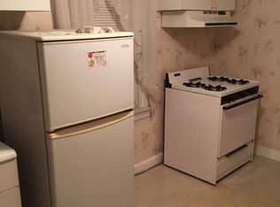 319 S 9th St, New Hyde Park, NY 11040