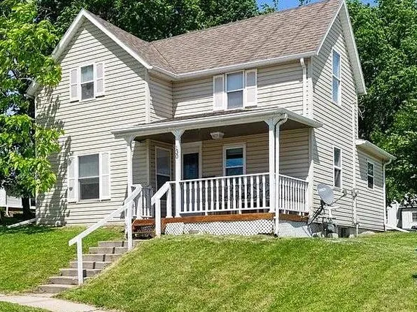 130 High Ave, Ames, IA 50010