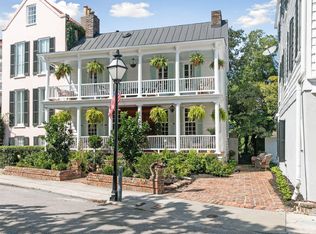 10 Water St, Charleston, SC 29401