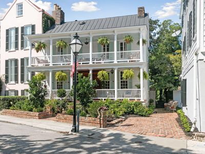 10 Water St, Charleston, SC, 29401