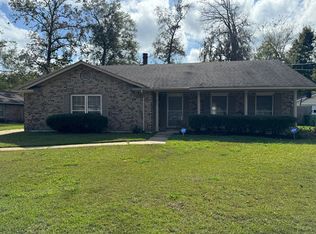 654 Mayflower Dr, Montgomery, AL 36116