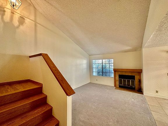 3rd image of 4220 Porte De Palmas Unit 38