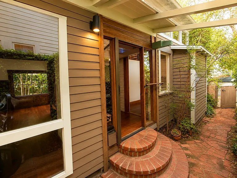430 Altair Pl — Photo 3