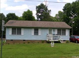 100 Azalea Dr, Roxboro, NC 27573