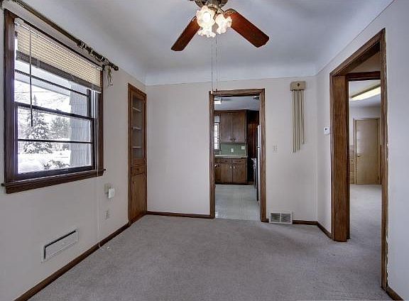 4th image of 10646 Kell Ave S
