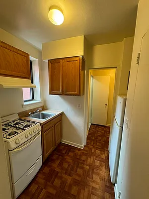 Rented by KNOCKKNOCK LLC | media 29