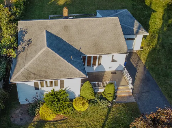 46 Daka Ct, Bloomfield, NJ 07003