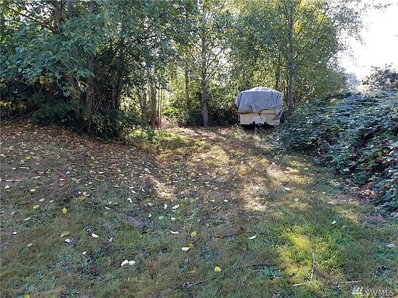 4th image of 1256 Pottery Ave