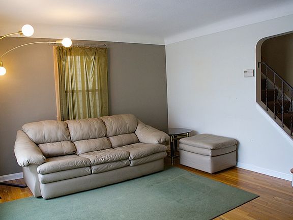 4th image of 1625 Fruitland Ave