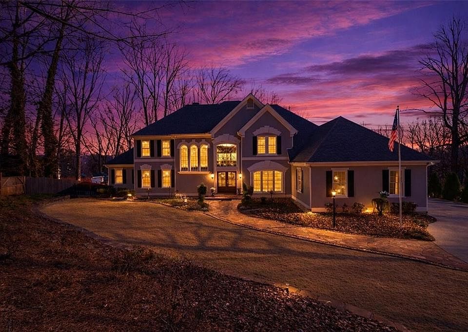 1st image of 435 Robertson Rd