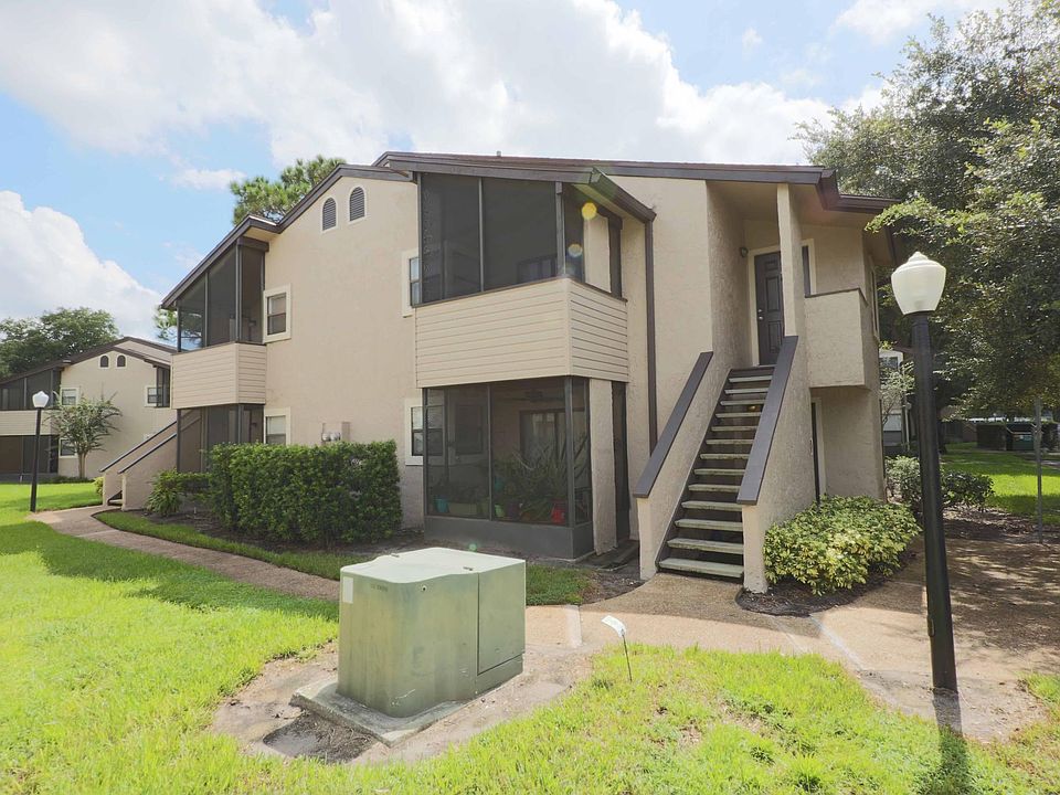 1st image of 2941 Antique Oaks Cir