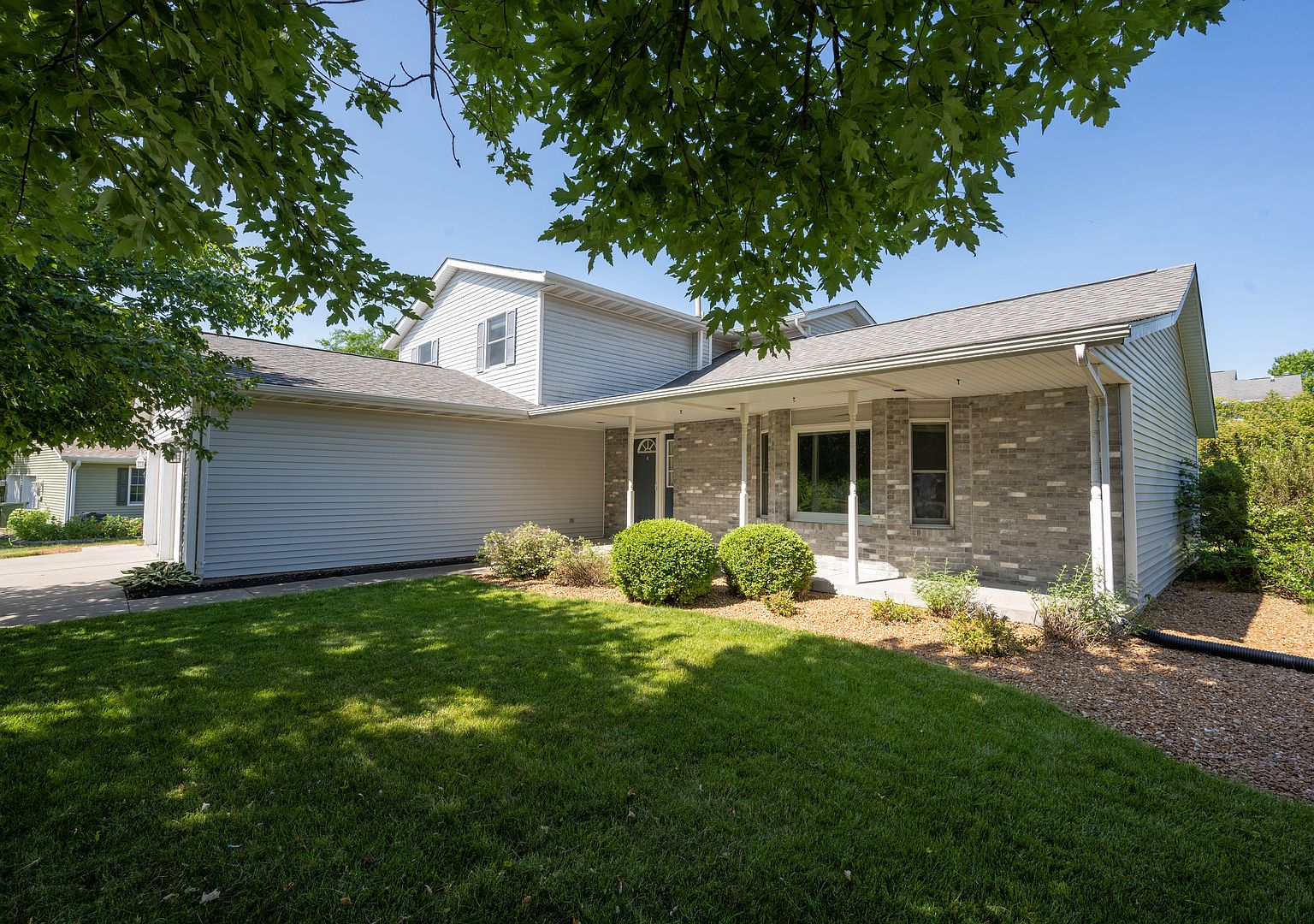 1211 Vista View Ct, Mahomet, IL 61853 Zillow