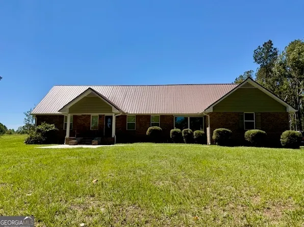 1102 Morgan Rd, Metter, GA 30439