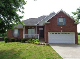 609 Briarhill Rd, Lebanon, TN 37087