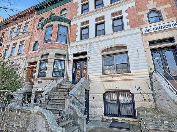 924 Saint Mark's Avenue image 1 of 1