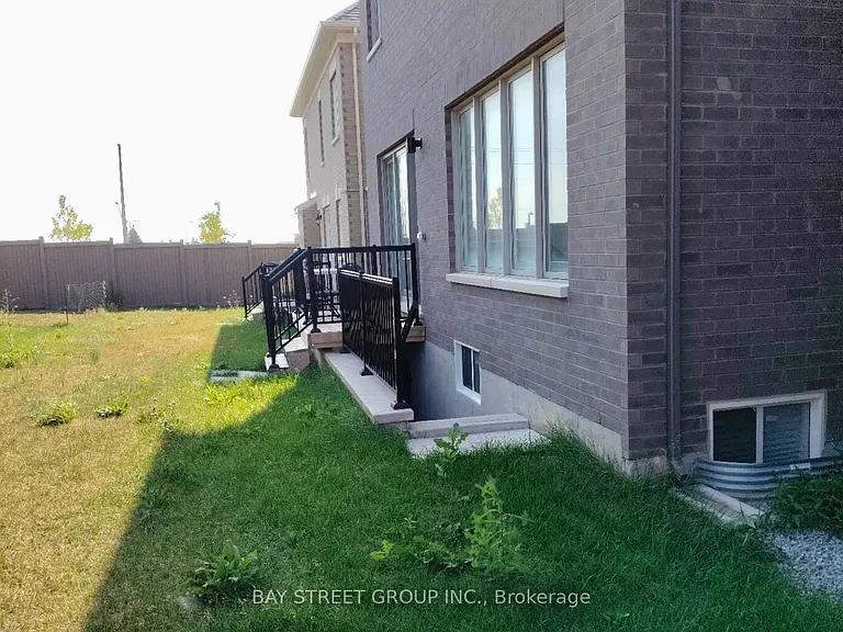 6 Longworth Ave — Photo 2