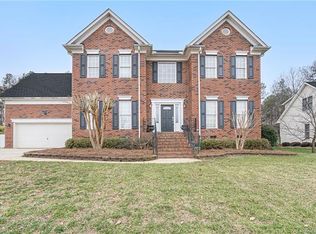 7001 Olde Sycamore Dr, Mint Hill, NC 28227