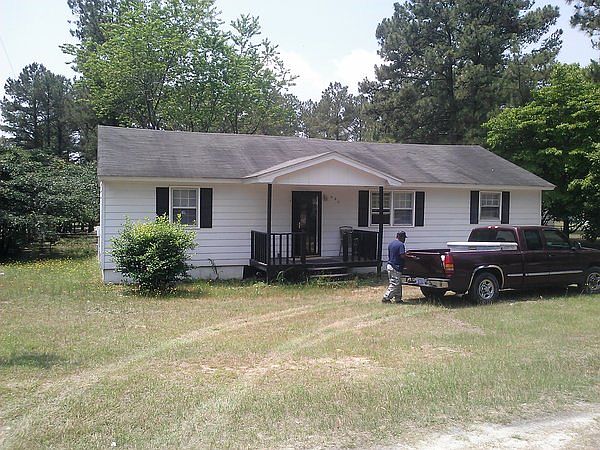 1st image of 602 Hillcrest Dr