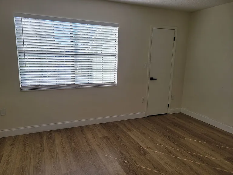 1236 Dovehill Dr — Photo 62