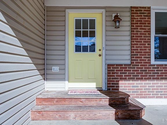 3rd image of 2109 Westerly Dr