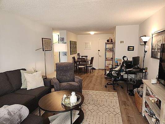 3rd image of 301 E 79th St APT 19S