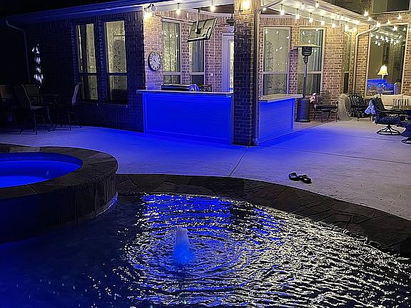 2nd image of 860 Reese Dr