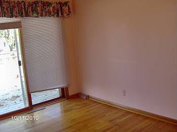 4th image of 804 N 8th St