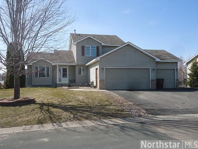 1st image of 1444 Mockingbird Dr
