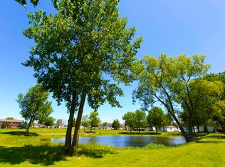 127 Flamingo Dr, Beecher, IL