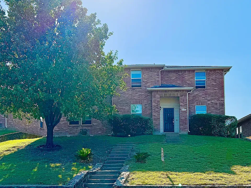 2732 Ingram Cir