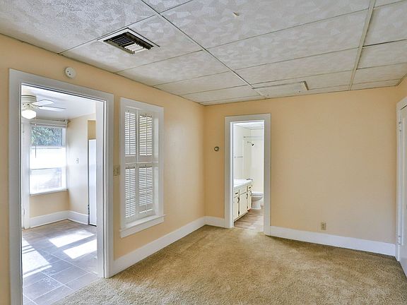5th image of 216 N Macdonald APT 2