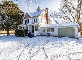 65 Erie Station Rd, West Henrietta, NY 14586