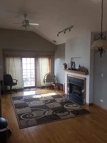 2445 W Polk St #3 Photo 1