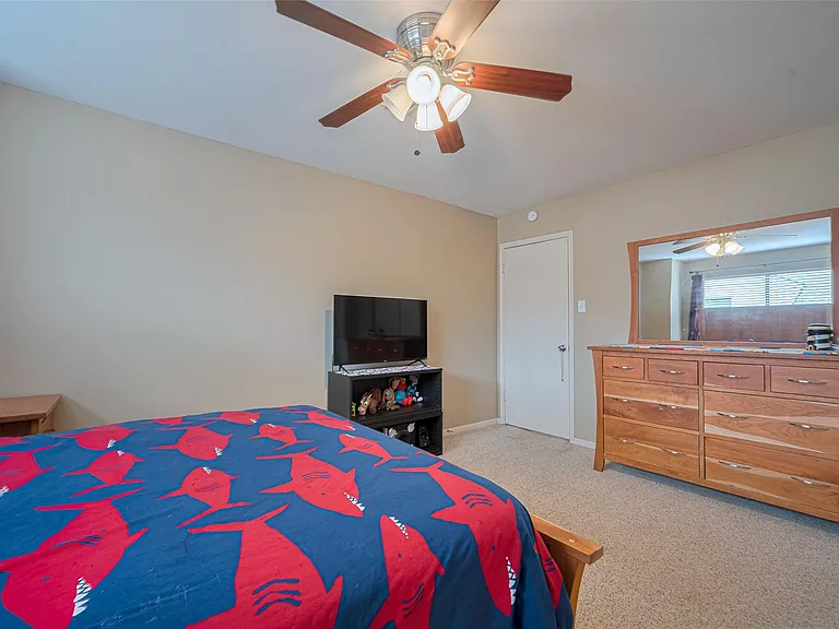 12231 Carriage Hill Dr — Photo 28