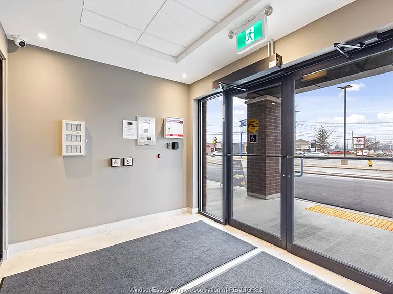 11870 Tecumseh Rd E #511 — Photo 25