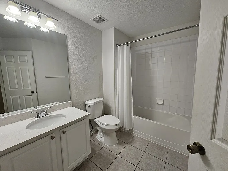 5166 Hawkstone Dr — Photo 6