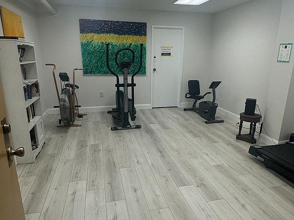 5th image of 7600 E Roosevelt Blvd Unit 712