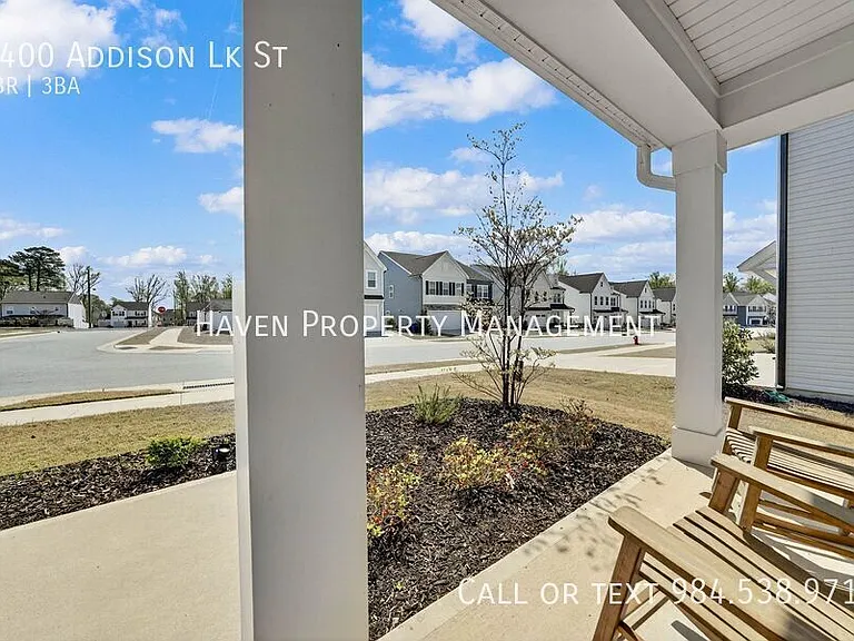 1400 Addison Lake St — Photo 2