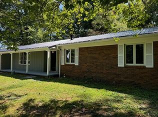 804 Lesmil Rd, Wellston, OH 45692