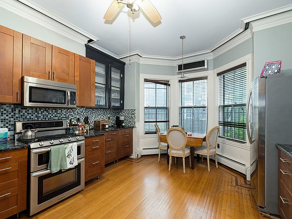 3rd image of 51 Chapin Ave #1R