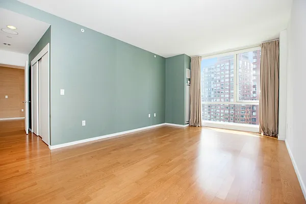 Rented by Jade Stone Real Estate Consulting | media 11